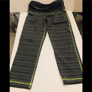 Yogo cropped yoga pants